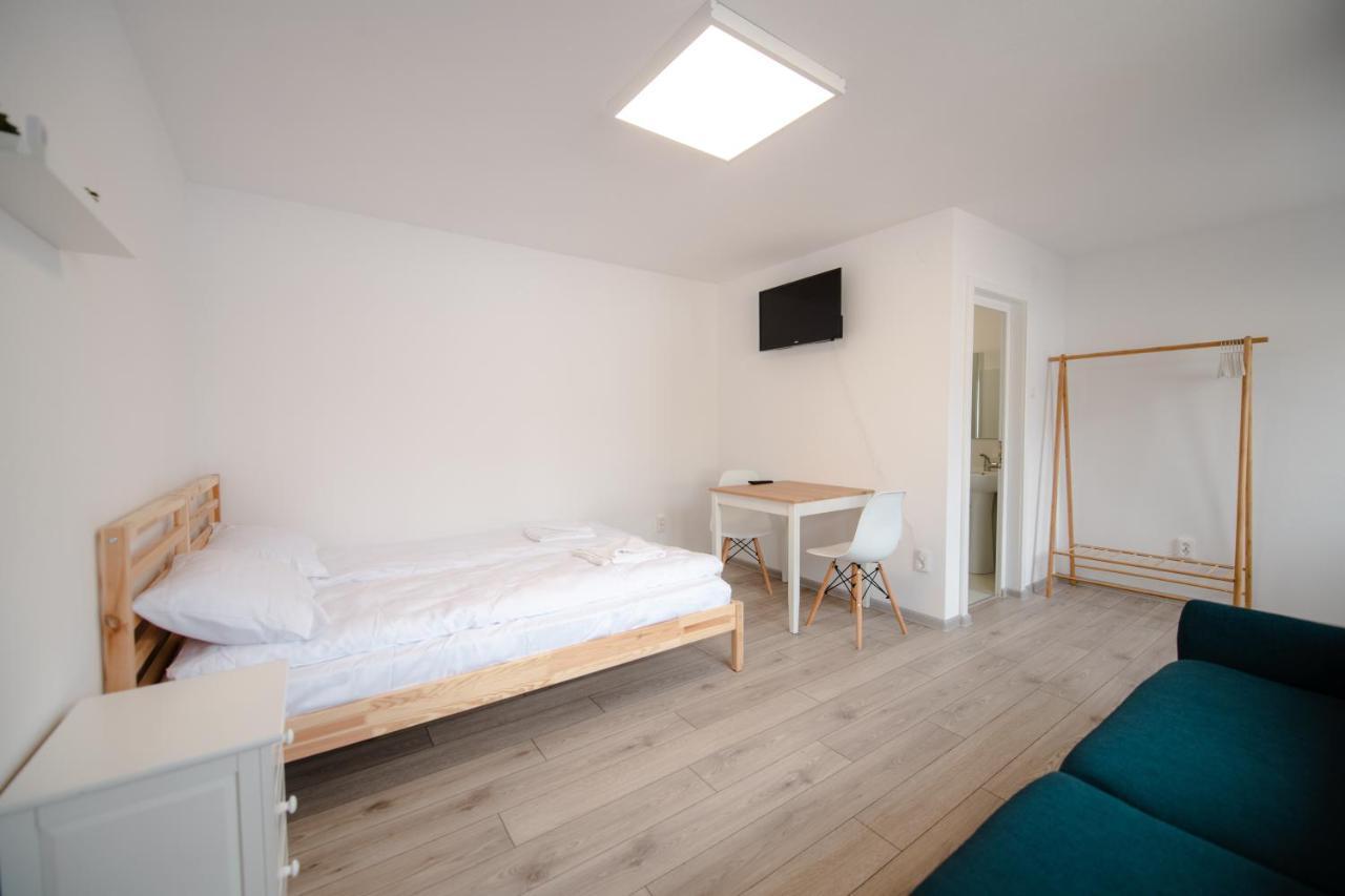 Pixel Guesthouse Tîrgu Secuiesc Εξωτερικό φωτογραφία