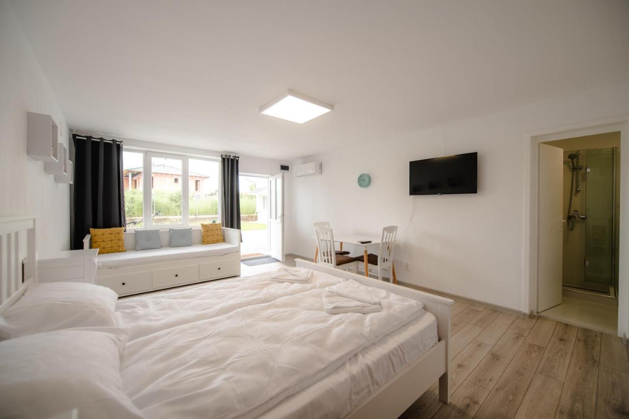 Pixel Guesthouse Tîrgu Secuiesc Εξωτερικό φωτογραφία